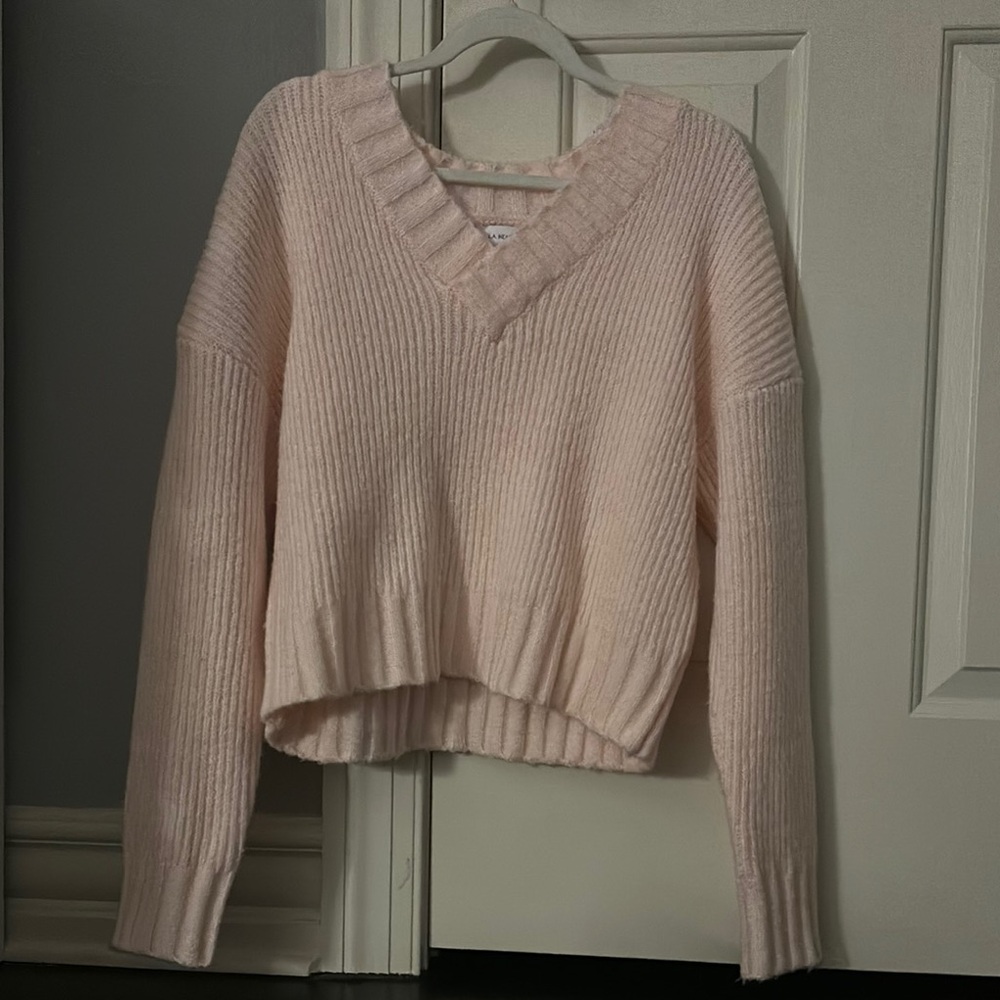 H&M Pink V-Neck Cropped Sweater
